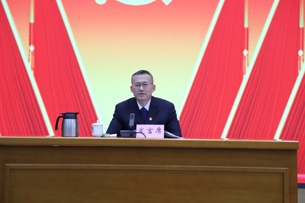 集團(tuán)黨委書記、董事長劉家昌代表上一屆600副本.jpg